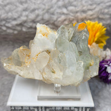Load image into Gallery viewer, Green Phantom Quartz Cluster Display (Pakistan) – 巴基斯坦绿幽灵水晶簇摆件
