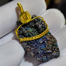 Load image into Gallery viewer, Iridescent Goethite Wire Wrapped Pendant – 彩虹针铁矿绕线吊坠
