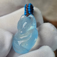Load image into Gallery viewer, Aquamarine Fox Pendant – 海蓝宝狐狸吊坠
