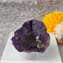 Load image into Gallery viewer, Purple Fluorite Specimen (Mexico) – 墨西哥天然紫色萤石矿物标本
