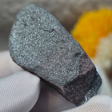 Load image into Gallery viewer, Specular Hematite Specimen Display (Michigan, USA) – 美国密歇根镜铁矿标本摆件
