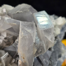 Load image into Gallery viewer, Calcite Display – Hunan, China | 湖南方解石矿物摆件
