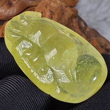 Load image into Gallery viewer, Yellow Prehnite Pendant with Carvings – 黄葡萄石雕刻吊坠
