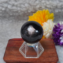 Load image into Gallery viewer, Hypersthene Sphere – 金运石圆球摆件
