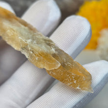 Load image into Gallery viewer, Golden Selenite Specimen Display (Turkey) – 土耳其金色透石膏标本摆件
