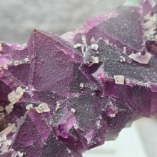 Load image into Gallery viewer, Purple &amp; Green Bi-Tone Fluorite Display – 紫绿双色萤石摆件
