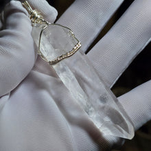 Load image into Gallery viewer, Double Terminated Lemurian Quartz Wire Wrapped Pendant – 双尖利莫里亚水晶绕线吊坠
