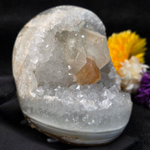 Load image into Gallery viewer, Grey Amethyst with Calcite &amp; Agate Display – 灰紫水晶共生方解石玛瑙摆件
