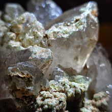 Load image into Gallery viewer, Fuchsite &amp; Limonite on Smoky Quartz (Tanzania) – 坦桑尼亚富铬云母与褐铁矿共生烟晶矿标
