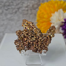 Load image into Gallery viewer, Iridescent Native Copper Specimen (Hubei, China) – 湖北天然彩虹原生铜矿标本
