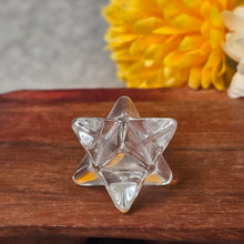 Load image into Gallery viewer, Clear Quartz Merkaba Display – 白水晶梅尔卡巴摆件
