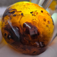 Load image into Gallery viewer, Dendritic Agate Palm Stone – 树枝玛瑙掌心石
