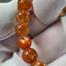 Load image into Gallery viewer, Strawberry Sunstone Bracelet – 草莓太阳石手链
