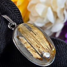 Load image into Gallery viewer, Golden Rutilated Quartz Pendant – 金钛晶吊坠
