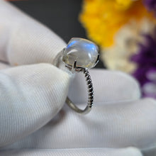 Load image into Gallery viewer, Good Grade Moonstone Ring (Adjustable) – 优质月光石可调节戒指
