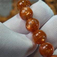 Load image into Gallery viewer, Strawberry Sunstone Bracelet – 草莓太阳石手链
