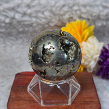 Load image into Gallery viewer, Pyrite Sphere – 黄铁矿圆球摆件
