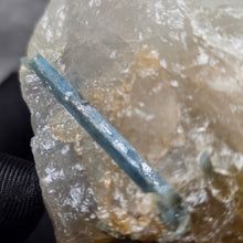 Load image into Gallery viewer, Blue Tourmaline in Quartz Display – 蓝碧玺共生石英矿物摆件
