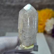 Load image into Gallery viewer, Danburite Specimen (Mexico) – 墨西哥丹布莱石标本

