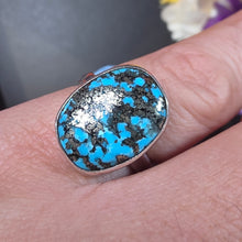 Load image into Gallery viewer, Persian Turquoise with Pyrite Ring (Non-Adjustable) – 波斯绿松石配黄铁矿戒指
