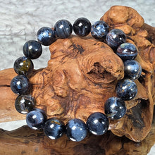 Load image into Gallery viewer, Pietersite Bracelet – 彼得石手链 (Good Grade)
