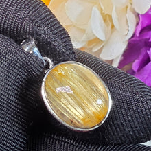 Load image into Gallery viewer, Golden Rutilated Quartz Pendant – 金钛晶吊坠
