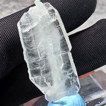 Load image into Gallery viewer, Faden Quartz – Healing Threads, Connection &amp; Rare Growth Crystal
