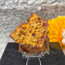 Load image into Gallery viewer, Zincite Specimen (Poland) – 波兰天然锌矿标本

