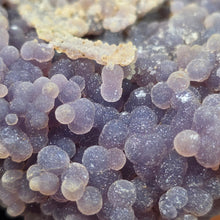 Load image into Gallery viewer, Grape Agate Display – 葡萄玛瑙矿物摆件
