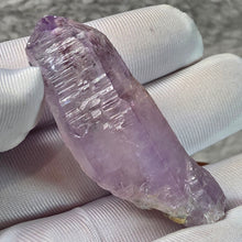 Load image into Gallery viewer, Raw Veracruz Amethyst – Clarity, Calm &amp; Higher Awareness
