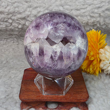 Load image into Gallery viewer, Amethyst Druzy Geode Display – 紫水晶晶簇晶洞摆件
