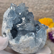 Load image into Gallery viewer, Top-Grade Celestite Specimen Display (Madagascar) – 顶级马达加斯加天青石标本摆件
