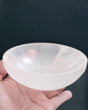 Load image into Gallery viewer, Selenite Bowl (Cleansing and Charge)
